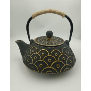 Cast iron Pot